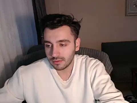 handsomeee04 online show from November 2025 10:08:02 PM