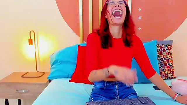 Nicole Angels  online show from December 2024 01:49:01 PM