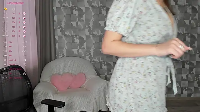 Lovely Lure online show from March 2025 05:35:02 AM