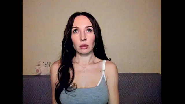 Snapshot of One_of_the_girls chatting on February 2025 06:54:01 PM One of the girls online show from February 2025 06:54:01 PM