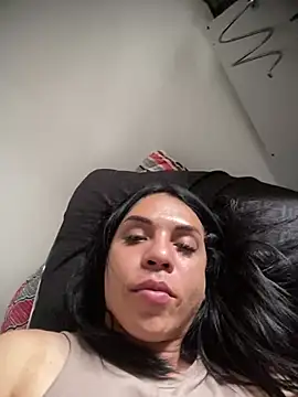 Snapshot of fox_naughty_violet chatting on December 2024 11:44:01 AM fox naughty violet online show from December 2024 11:44:01 AM