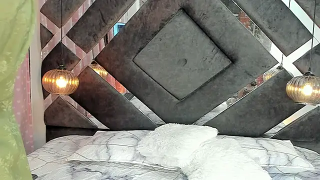 sam lewins online show from February 2025 07:21:01 PM