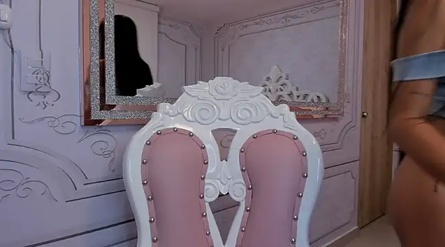 Snapshot of Daphne_Fox_ chatting on March 2025 03:06:01 AM Daphne Fox online show from March 2025 03:06:01 AM