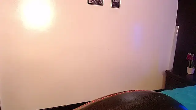 nikkystorm1  online show from December 2024 05:11:01 PM