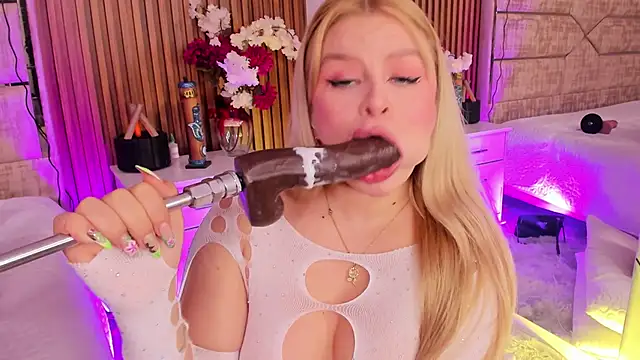 LolaAngellx online show from March 2026 08:48:02 PM