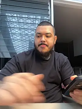 El Titan1998 online show from November 2025 09:42:02 PM