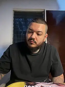 El Titan1998 online show from February 2026 11:22:01 PM