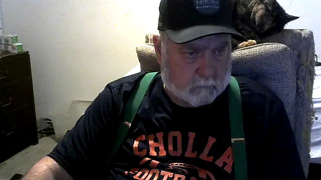 viejo oso online show from December 2025 04:50:01 AM