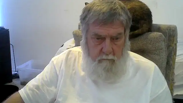 Snapshot of viejo_oso chatting on May 2026 11:28:02 PM viejo oso online show from May 2026 11:28:02 PM