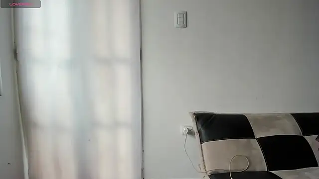 Sophia cyrus11 online show from November 2025 06:24:02 PM