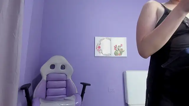 Carolina Burninng online show from February 2025 08:02:02 PM