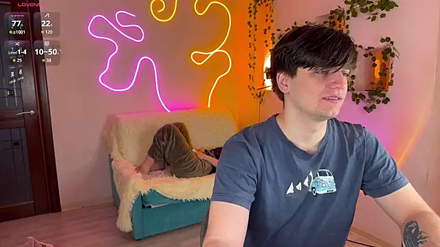 RobertAndLinela online show from October 2025 06:43:01 AM