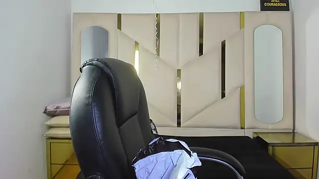 IsabellRodriguez18 online show from February 2026 04:10:01 AM