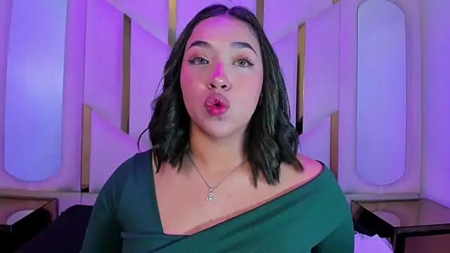 IsabellRodriguez18 online show from April 2026 03:23:01 AM