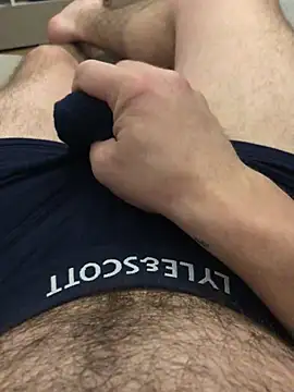 Snapshot of 22TT2295 chatting on January 2025 04:21:01 AM 22TT2295 online show from January 2025 04:21:01 AM