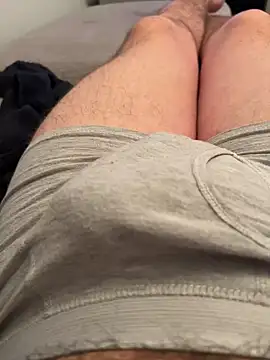 Snapshot of 22TT2295 chatting on March 2025 10:21:01 PM 22TT2295 online show from March 2025 10:21:01 PM