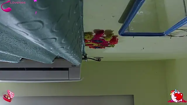 sexyhoney27 online show from November 2025 02:18:01 PM