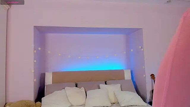 Maekko online show from January 2025 10:28:02 AM