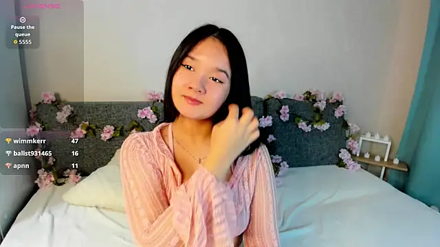 Maekko online show from December 2025 10:40:02 PM