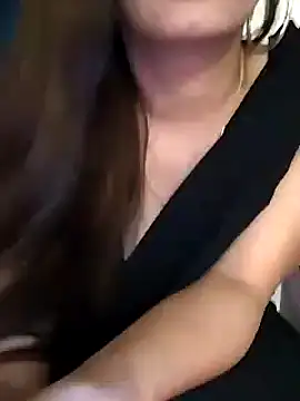 Aish29xh online show from February 2025 07:05:01 PM