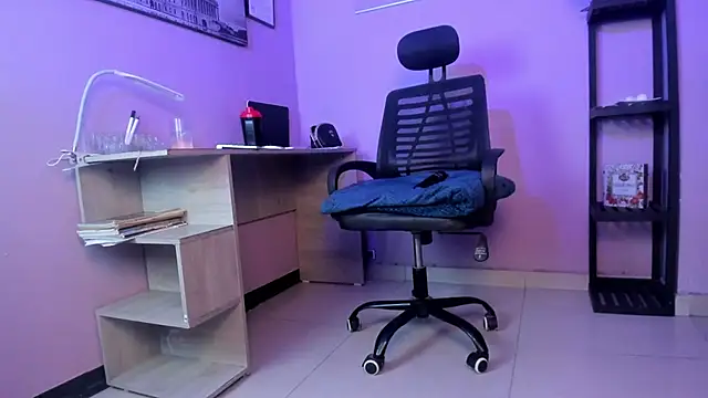 Samantha  cooper online show from March 2026 11:49:01 AM