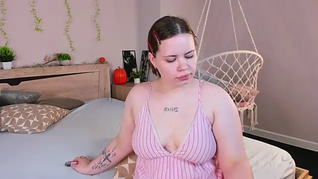 EricaElliott online show from June 2026 10:20:01 AM