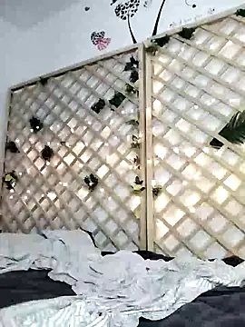 Snapshot of Mia_WAll chatting on January 2025 01:10:01 AM Mia WAll online show from January 2025 01:10:01 AM