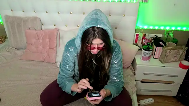 Snapshot of StellaFrost chatting on October 2025 03:10:02 PM StellaFrost online show from October 2025 03:10:02 PM