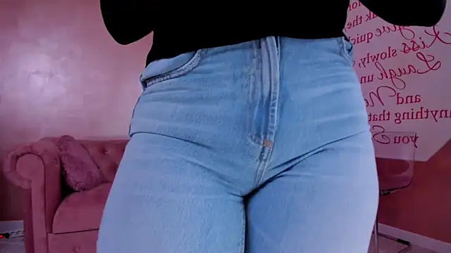 evanew  online show from March 2025 10:53:01 PM