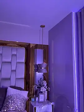 Karol Towers online show from February 2025 12:15:01 AM