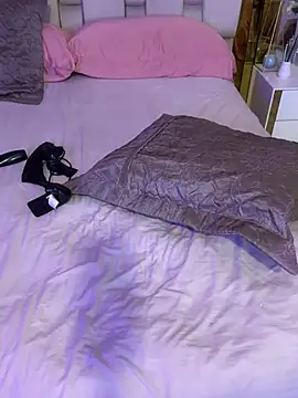 Karol Towers online show from March 2025 01:56:02 AM