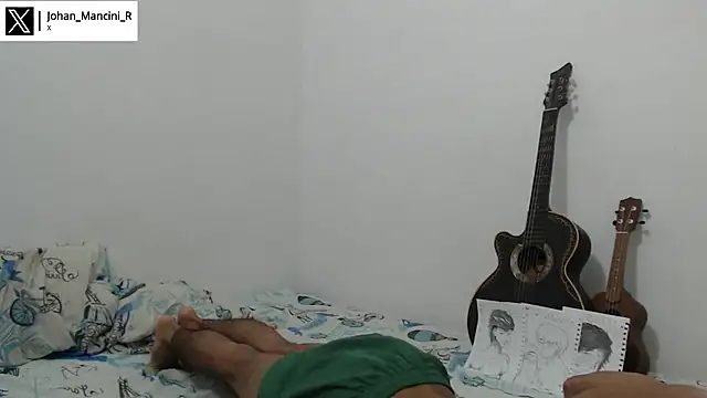 Snapshot of Johan_Mancini_R chatting on February 2025 10:39:02 PM Johan Mancini R online show from February 2025 10:39:02 PM