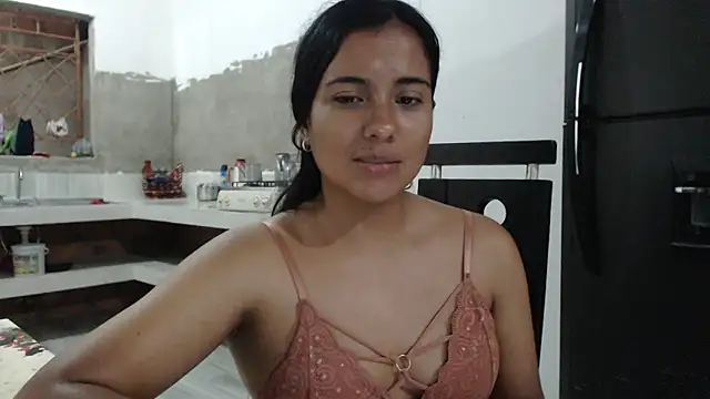 Coral0403 online show from March 2025 01:25:02 AM