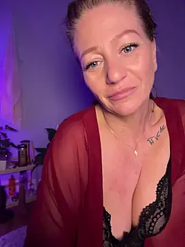 AlessasRoom online show from April 2026 07:11:02 AM