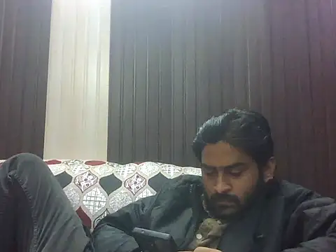 indihotguy online show from November 2025 12:59:02 PM