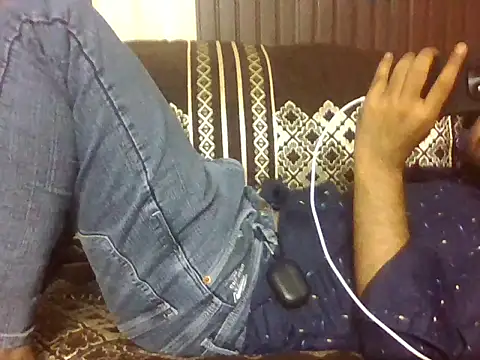 indihotguy online show from May 2026 11:50:01 AM
