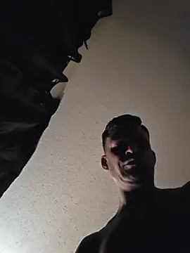 Snapshot of hotemberly_jake chatting on November 2025 09:24:02 PM hotemberly jake online show from November 2025 09:24:02 PM