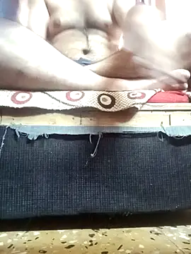 r379 online show from November 2025 04:01:02 AM