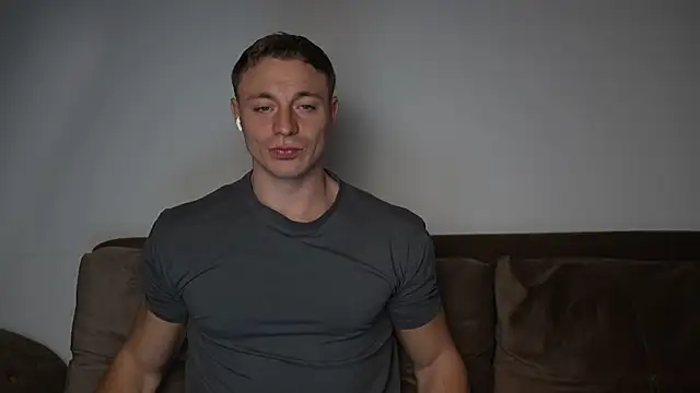 Snapshot of o_r_b_i_t chatting on March 2026 05:19:02 PM o r b i t online show from March 2026 05:19:02 PM