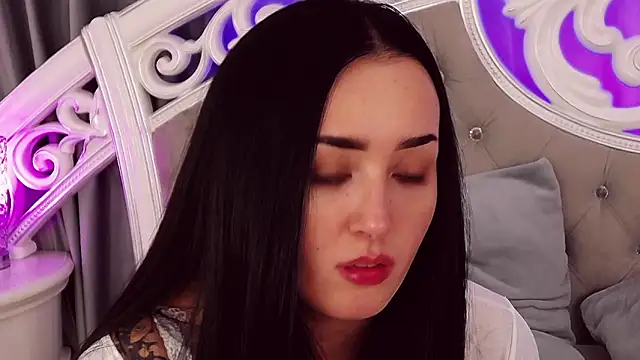 Snapshot of KimKhallifa chatting on January 2025 12:37:01 PM KimKhallifa online show from January 2025 12:37:01 PM