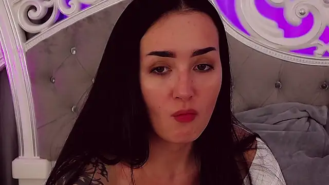 Snapshot of KimKhallifa chatting on January 2025 10:37:02 AM KimKhallifa online show from January 2025 10:37:02 AM