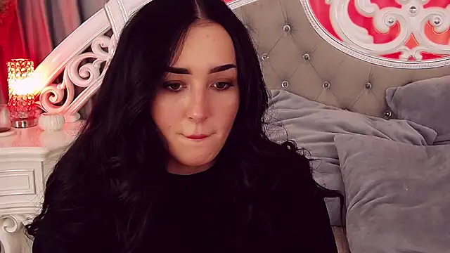 Snapshot of KimKhallifa chatting on February 2025 12:05:02 PM KimKhallifa online show from February 2025 12:05:02 PM