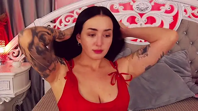 Snapshot of KimKhallifa chatting on March 2025 04:41:01 AM KimKhallifa online show from March 2025 04:41:01 AM