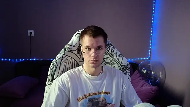 Leonnextdoor online show from January 2025 06:27:02 AM