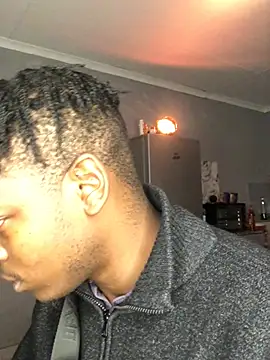 Redfucks333 online show from April 2026 04:34:02 PM