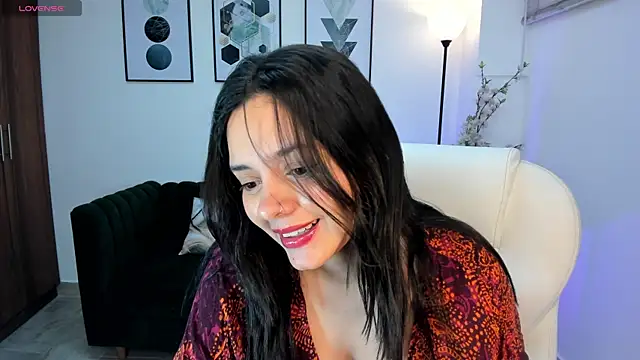 Snapshot of amelia_cherry chatting on January 2025 11:24:01 AM amelia cherry online show from January 2025 11:24:01 AM