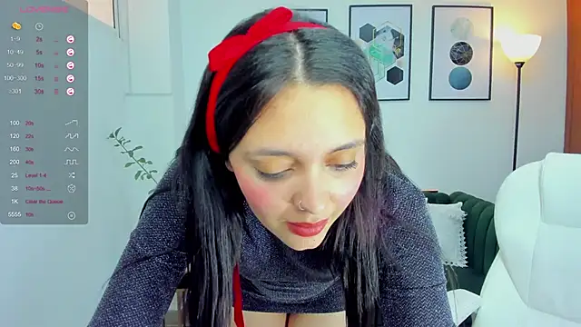 Snapshot of amelia_cherry chatting on March 2025 02:44:02 PM amelia cherry online show from March 2025 02:44:02 PM