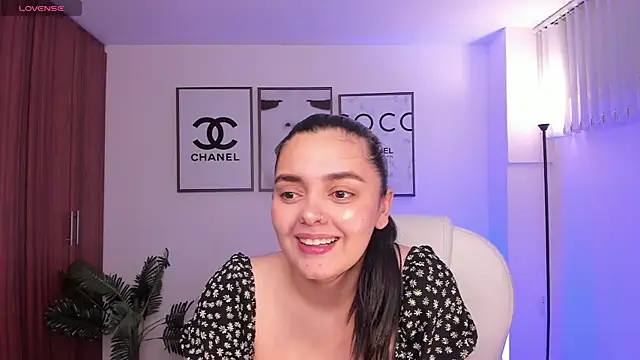 Snapshot of amelia_cherry chatting on September 2025 11:37:02 AM amelia cherry online show from September 2025 11:37:02 AM