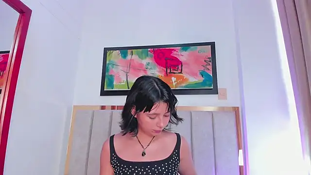 Snapshot of LuciaFerrero chatting on February 2025 06:13:01 PM LuciaFerrero online show from February 2025 06:13:01 PM
