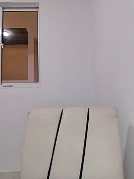 Snapshot of Brendabluee chatting on December 2024 10:26:02 PM Brendabluee online show from December 2024 10:26:02 PM